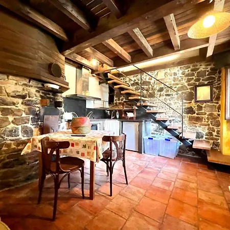 Lejlighed Apartamento Con Freewifi Y Vistas A La Montana En Asturias